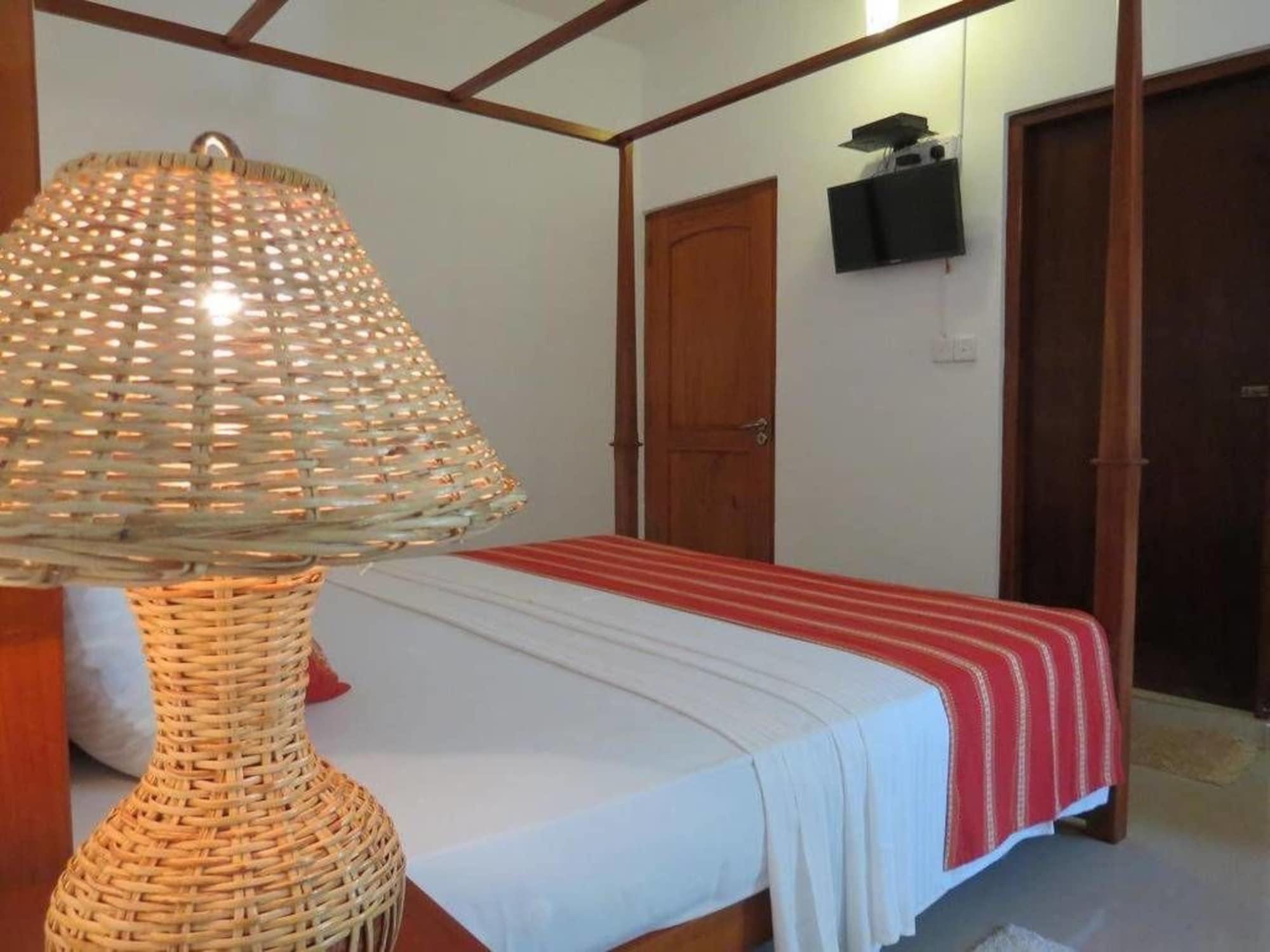 Villa Paradise Хіккадува Екстер'єр фото